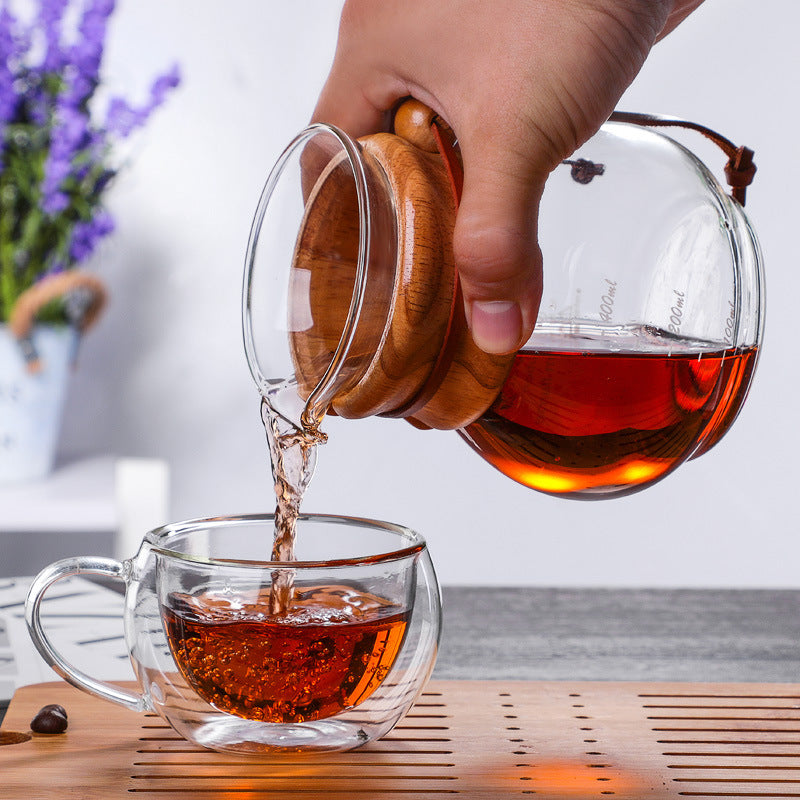 Brew Perfect Cold Coffee Anytime with Our All-In-One Drip-Type Cold Brew Maker